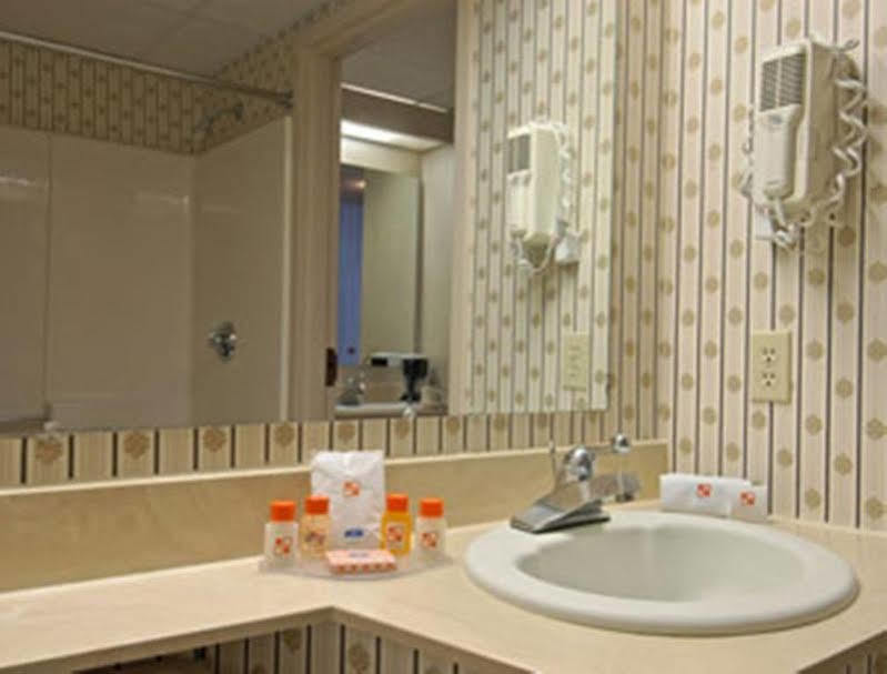 Hotel Germaine 2*